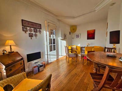 French property for sale in Paris, Paris - €398,000 - photo 5