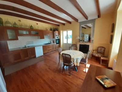 French property for sale in Lansac, Gironde - €275,000 - photo 7