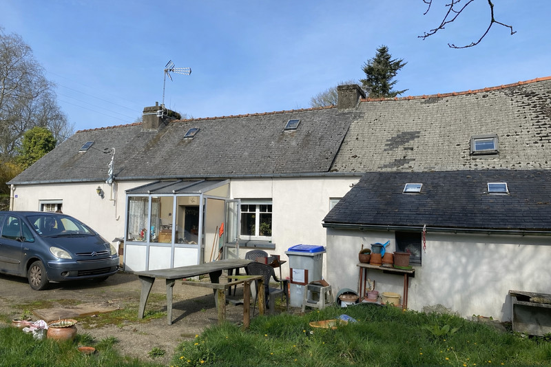 French property for sale in Loqueffret, Finistère - €60,600 - photo 1