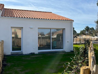 Maison à vendre à Saint-Jean-de-Monts, Vendée - 228.980 € - photo 1