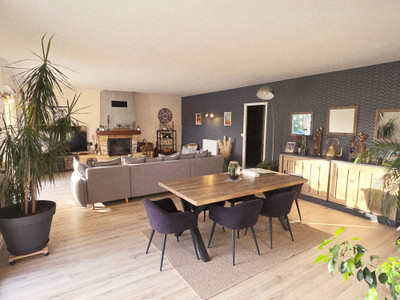 French property for sale in Saint-Astier, Dordogne - €372,000 - photo 5