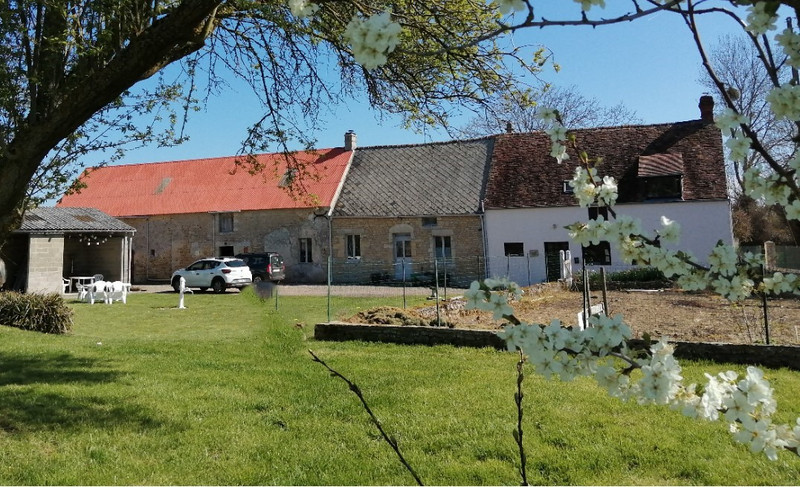 Maison à vendre à Boissei-la-Lande, Orne - 185.000 € - photo 1