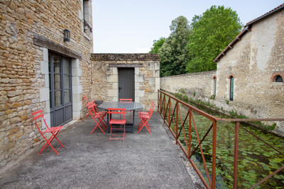 French property for sale in Richelieu, Indre-et-Loire - €560,000 - photo 2
