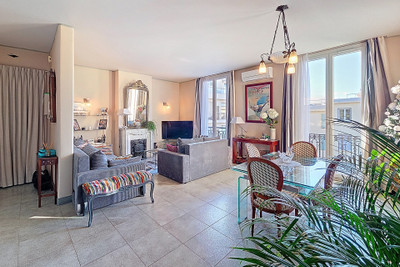 French property for sale in Nice, Alpes-Maritimes - €649,000 - photo 3