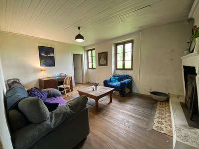 French property for sale in Léoville, Charente-Maritime - €110,000 - photo 7