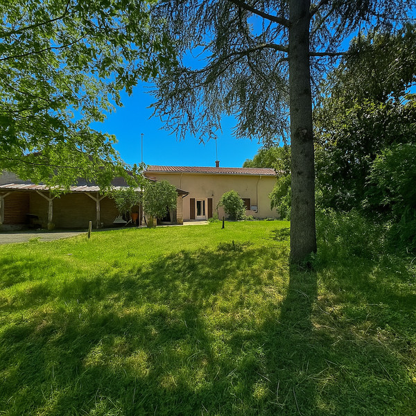 French property for sale in Lauzun, Lot-et-Garonne - €205,000 - photo 0