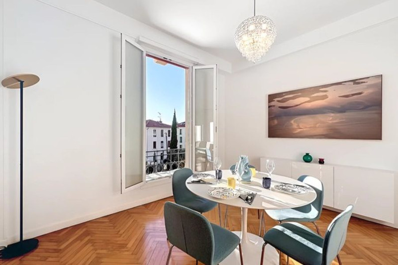 French property for sale in Nice, Alpes-Maritimes - €1,220,000 - photo 1