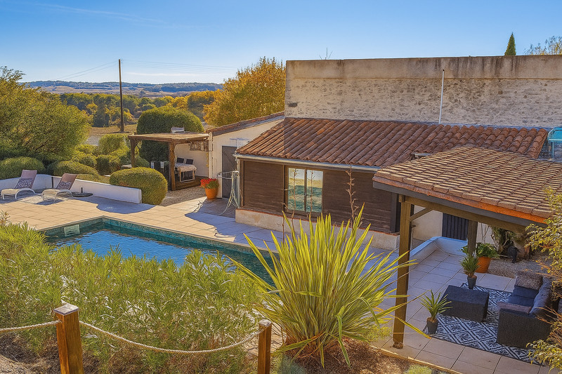 Chalet à vendre à Montignac-le-Coq, Charente - 235.000 € - photo 1