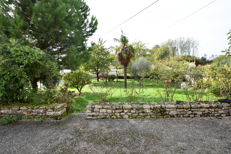 French property for sale in Ardillières, Charente-Maritime - &#8364;222,000 - photo 10