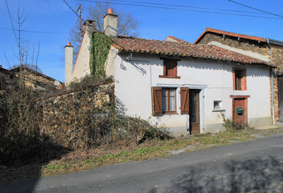 Maison à vendre à Bussière-Poitevine, Haute-Vienne, Limousin, avec Leggett Immobilier