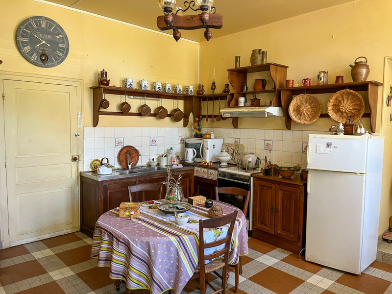 French property for sale in Salles-de-Villefagnan, Charente - €172,800 - photo 6