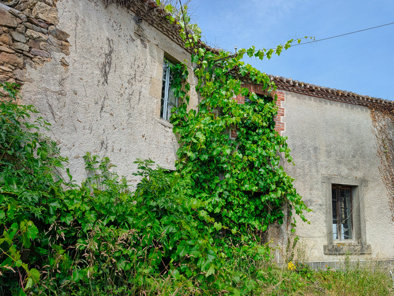 French property for sale in Dompierre-les-Églises, Haute-Vienne - €30,000 - photo 11