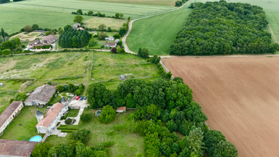 chateau for sale in Poitou-Charentes (Nouvelle Aquitaine)