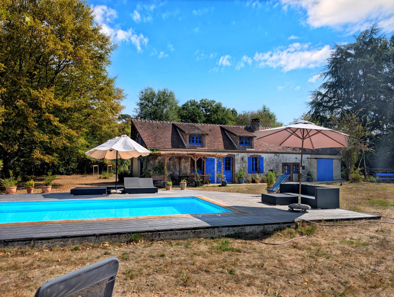 French property for sale in Moutiers-au-Perche, Orne - €370,000 - photo 2