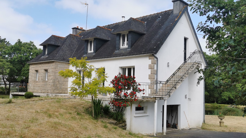 French property for sale in Locmalo, Morbihan - &#8364;299,600 - photo 2