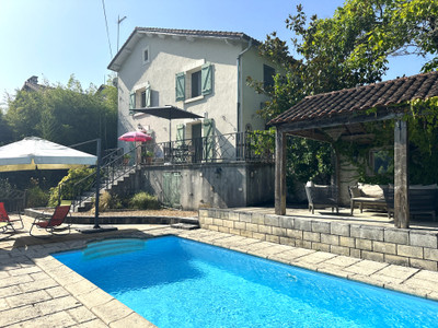 Maison à vendre à Brantôme en Périgord, Dordogne, Aquitaine, avec Leggett Immobilier