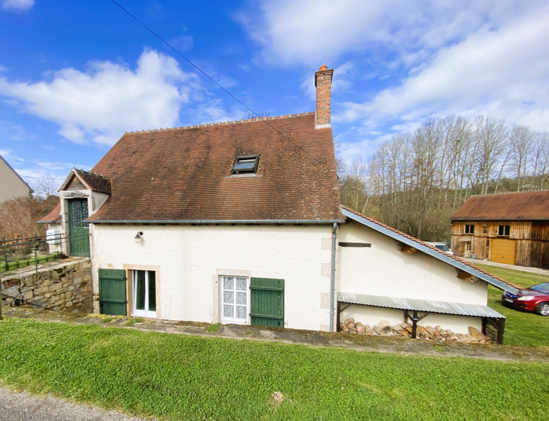 French property for sale in Bourges, Cher - €999,999 - photo 1