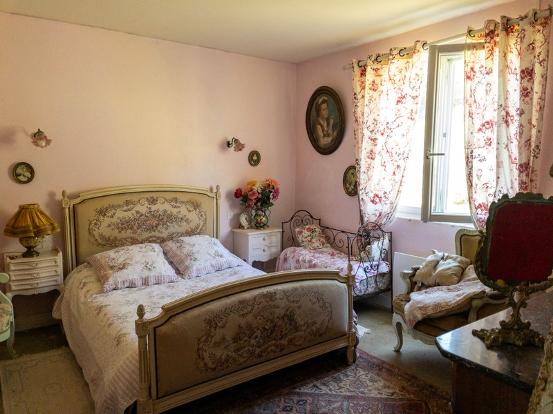 French property for sale in Roussines, Charente - €119,500 - photo 6