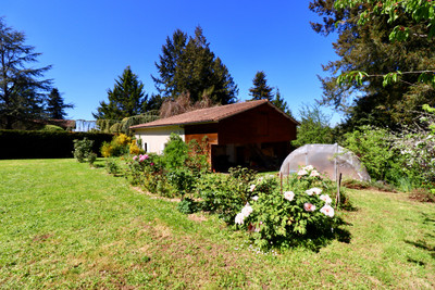 French property for sale in Montbron, Charente - €434,600 - photo 9