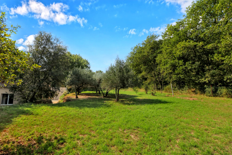 French property for sale in Connaux, Gard - €430,000 - photo 9