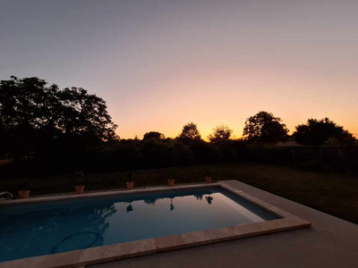 Maison à vendre à Saint-Genis-Laval, Rhône, Rhône-Alpes, avec Leggett Immobilier