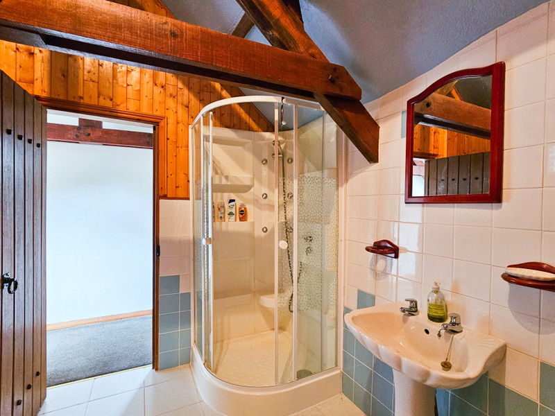 French property for sale in Caurel, Côtes-d'Armor - €175,000 - photo 9