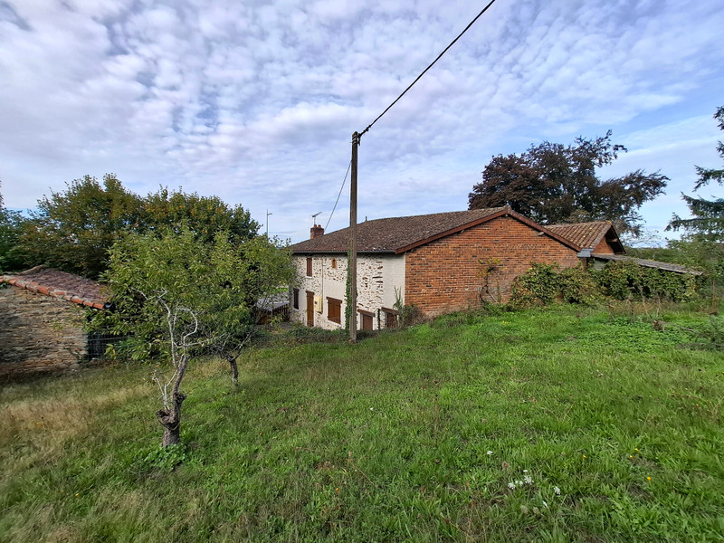 French property for sale in Aixe-sur-Vienne, Haute-Vienne - €118,525 - photo 7