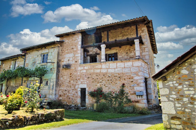Maison à vendre à BRANTOME, Dordogne, Aquitaine, avec Leggett Immobilier