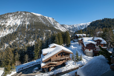 Exquisite ski-in ski-out apartments for sale in a prime location in Courchevel from 3,215,000€ - 5,000,000€
