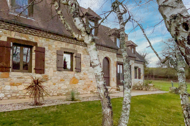 French property for sale in Les Farges, Dordogne - €445,200 - photo 5
