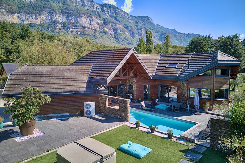 Maison à vendre à Aix-les-Bains, Savoie - 1 140 000 € - photo 1