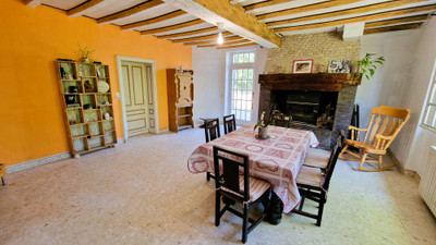 French property for sale in Ménesplet, Dordogne - €449,999 - photo 1