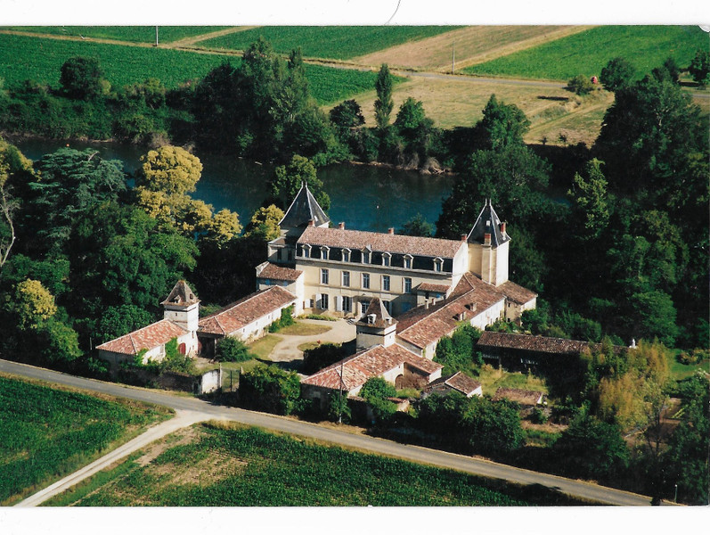 Chateau à vendre à Clairac, Lot-et-Garonne - 1.000.000 € - photo 1