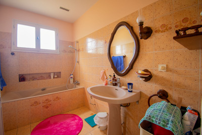 French property for sale in Lavalette, Aude - €340,000 - photo 6