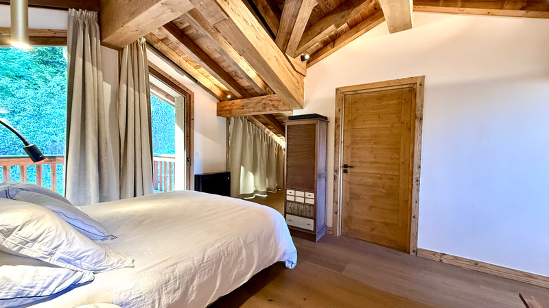 Ski property for sale in Courchevel Le Praz - €5,950,000 - photo 3