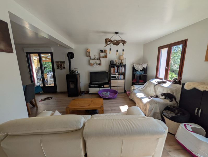 French property for sale in La Chapelle-Neuve, Côtes-d'Armor - €204,000 - photo 4