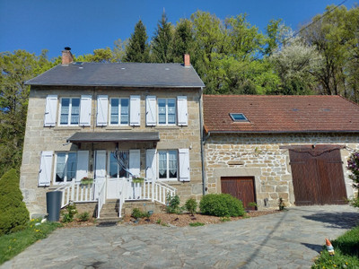 Maison à vendre à Sardent, Creuse, Limousin, avec Leggett Immobilier