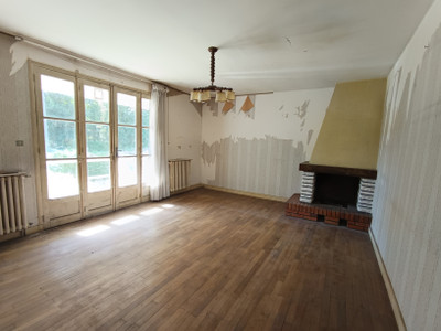 French property for sale in Chalais, Dordogne - €37,000 - photo 2
