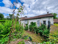Maison à vendre à La Rochebeaucourt-et-Argentine, Dordogne - 36 600 € - photo 1
