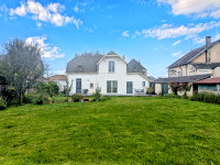 Propriété à vendre à Ménigoute, Deux-Sèvres - 168 500 € - photo n°1