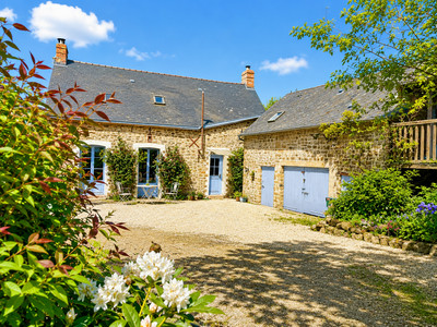house for sale in Mayenne