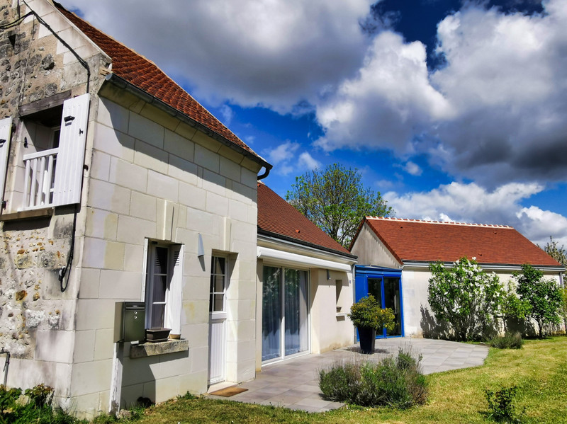 French property for sale in Saint-Aignan, Loir-et-Cher - €214,000 - photo 2