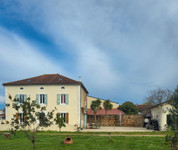 French property, houses and homes for sale in Aubagnan Landes Aquitaine