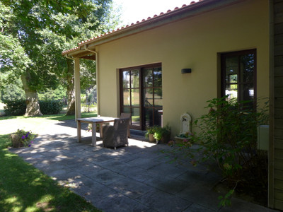 French property for sale in Salles, Gironde - €200,000 - photo 1