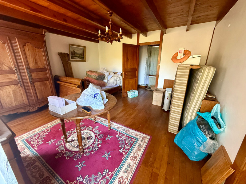 French property for sale in Châtignac, Charente - €224,700 - photo 9