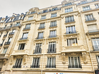apartment for sale in Paris