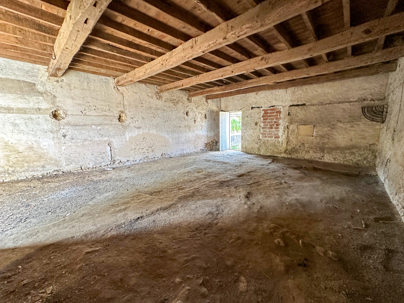 French property for sale in Sos, Lot-et-Garonne - €40,000 - photo 4