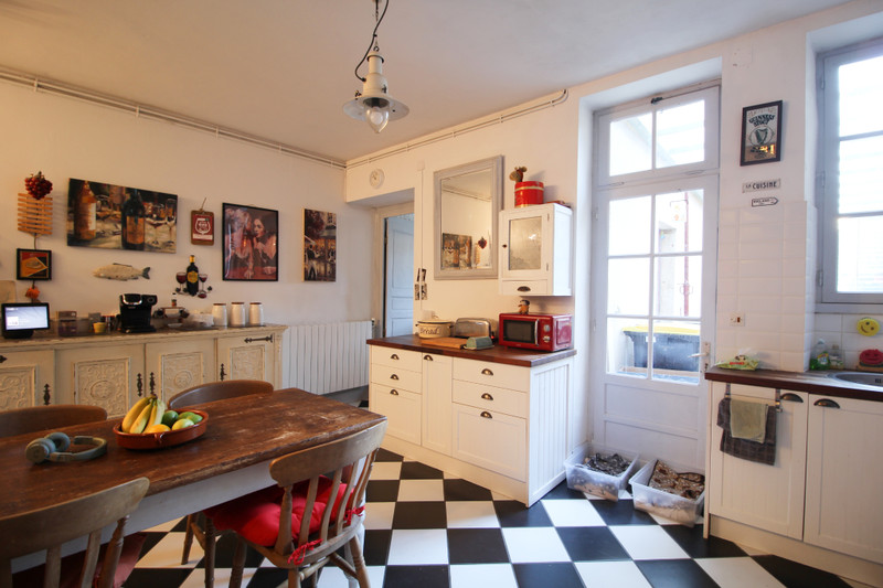 French property for sale in Civray, Vienne - €149,990 - photo 3