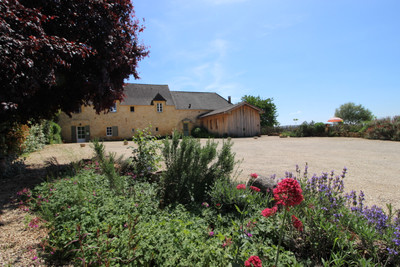 French property for sale in Saint-Avit-Sénieur, Dordogne - €561,800 - photo 1