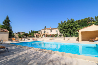 French property for sale in Uzès, Gard - €649,000 - photo 0